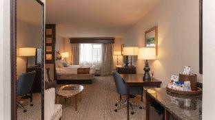 Western Vineyard And Hotel 3*