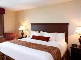 Hotel Western Vineyard And Penn Yan